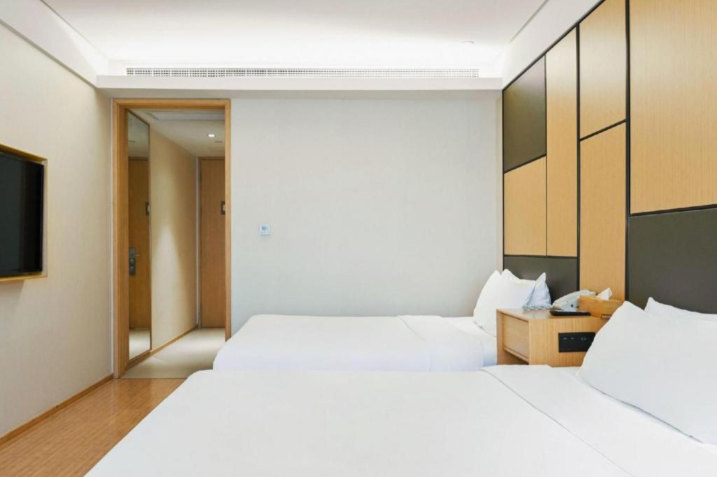 Ji Hotel Shanghai Hongqiao Yan'An XI Road מראה חיצוני תמונה