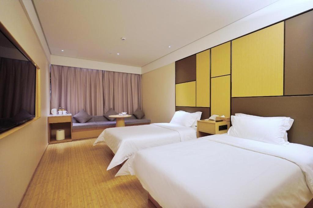 Ji Hotel Shanghai Hongqiao Yan'An XI Road מראה חיצוני תמונה