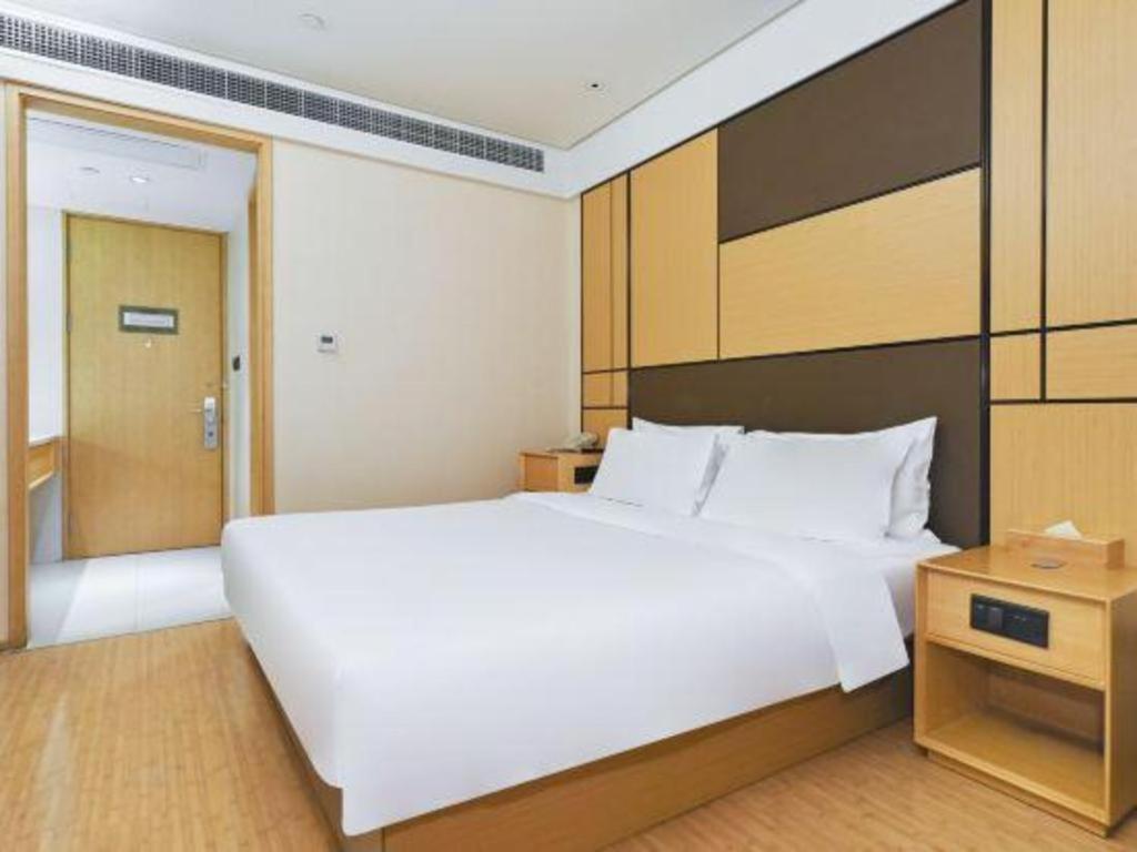Ji Hotel Shanghai Hongqiao Yan'An XI Road מראה חיצוני תמונה
