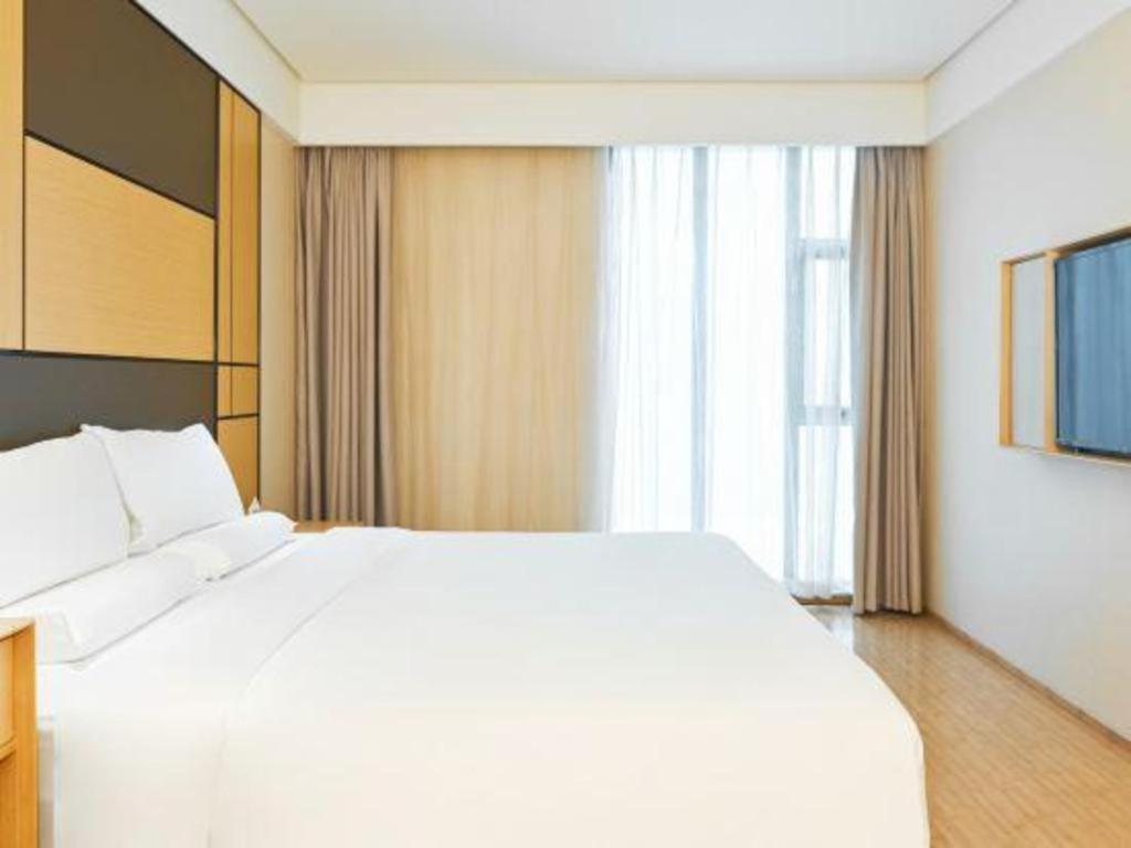 Ji Hotel Shanghai Hongqiao Yan'An XI Road מראה חיצוני תמונה