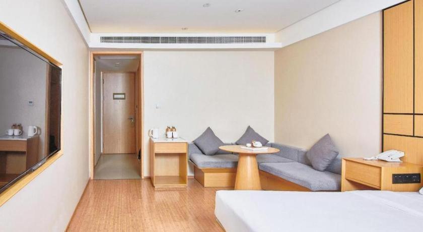 Ji Hotel Shanghai Hongqiao Yan'An XI Road מראה חיצוני תמונה