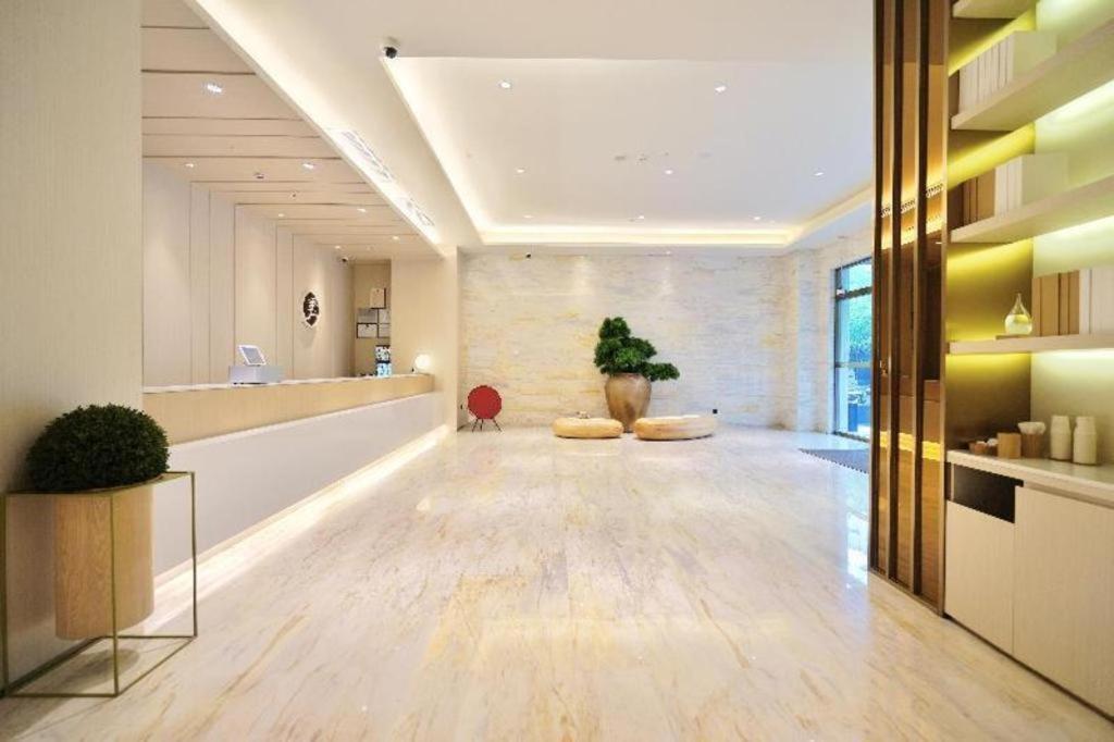 Ji Hotel Shanghai Hongqiao Yan'An XI Road מראה חיצוני תמונה