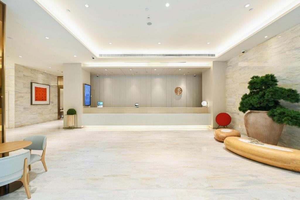 Ji Hotel Shanghai Hongqiao Yan'An XI Road מראה חיצוני תמונה