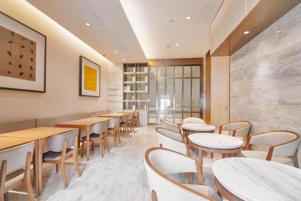 Ji Hotel Shanghai Hongqiao Yan'An XI Road מראה חיצוני תמונה