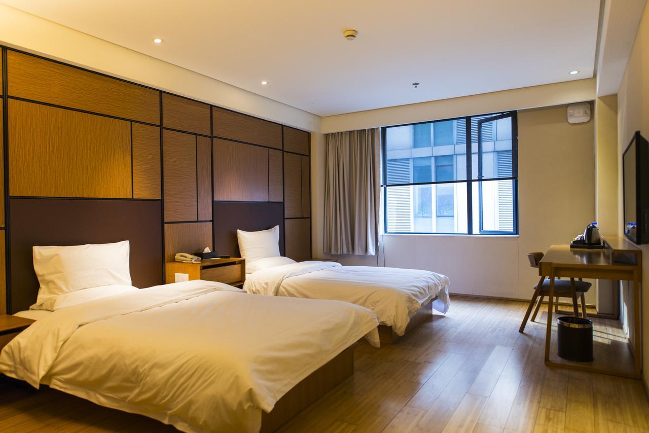 Ji Hotel Shanghai Hongqiao Yan'An XI Road מראה חיצוני תמונה